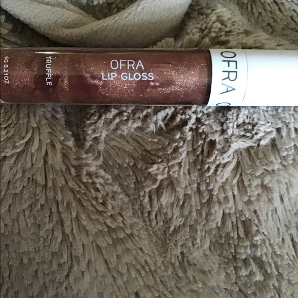 OFRA Good to Go Palette and Lip Gloss - Picture 7 of 7